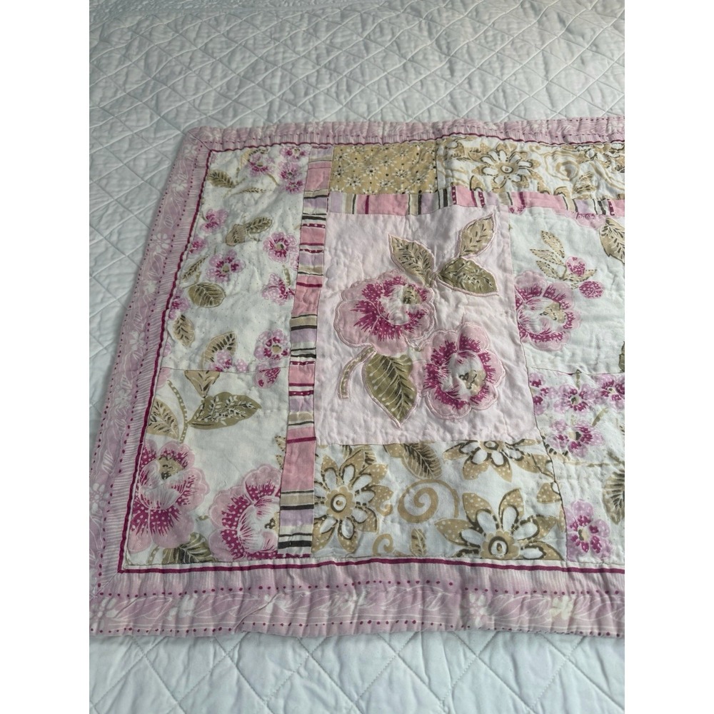Liz Claiborne Patchwork Sham (1) Pink Roses Quilted Cottagecore Farmhouse Std - Picture 2 of 13